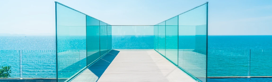 Customized Glass Pool Fence Repair Services in Lutz, FL