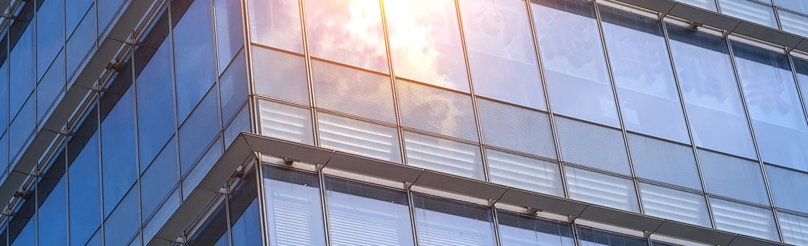 UV-Resistant Glass Experts in Lutz, FL